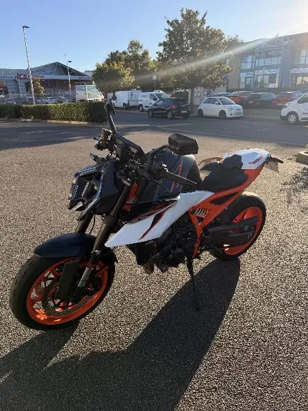 990 DUKE