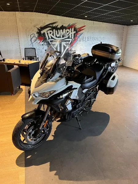 VERSYS 1100 SE