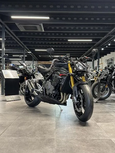 SPEED TRIPLE 1200 RS