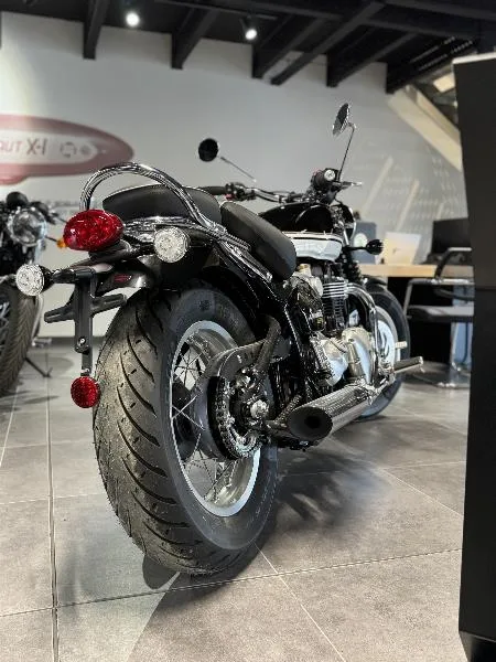 BONNEVILLE SPEEDMASTER 1200