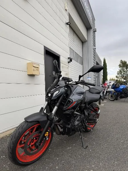 MT07 