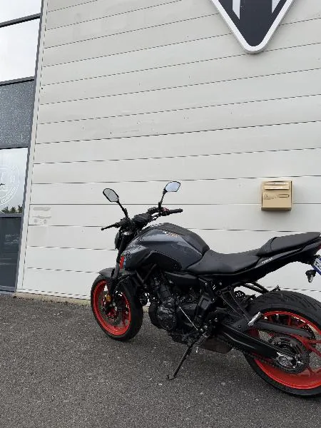 MT07 