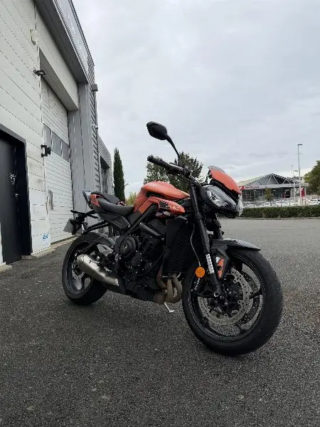 STREET TRIPLE 765 R