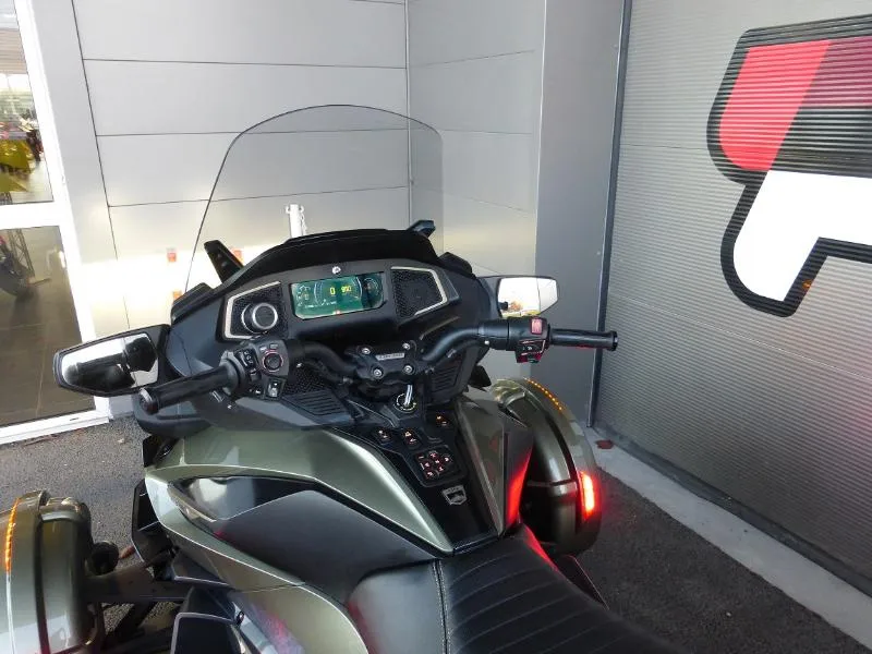 SPYDER RT SEA TO SKY 2021