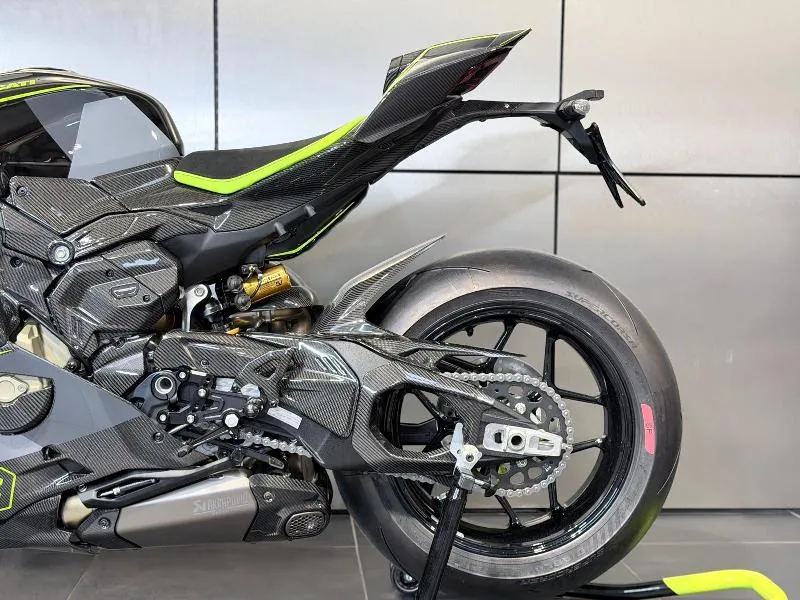 PANIGALE V4 LAMBORGHINI