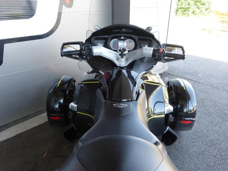 SPYDER RT SE5 2010