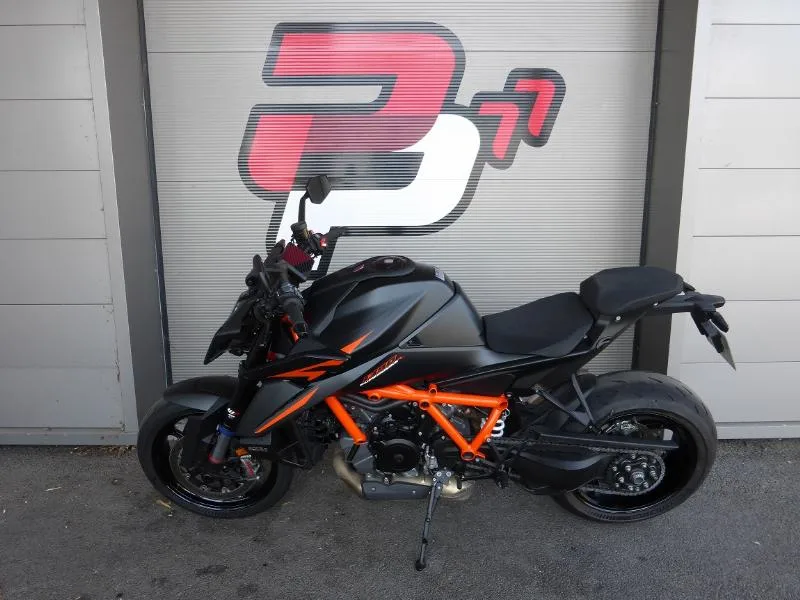 1390 SUPER DUKE R EVO 2024 IMMATRICULE 2025