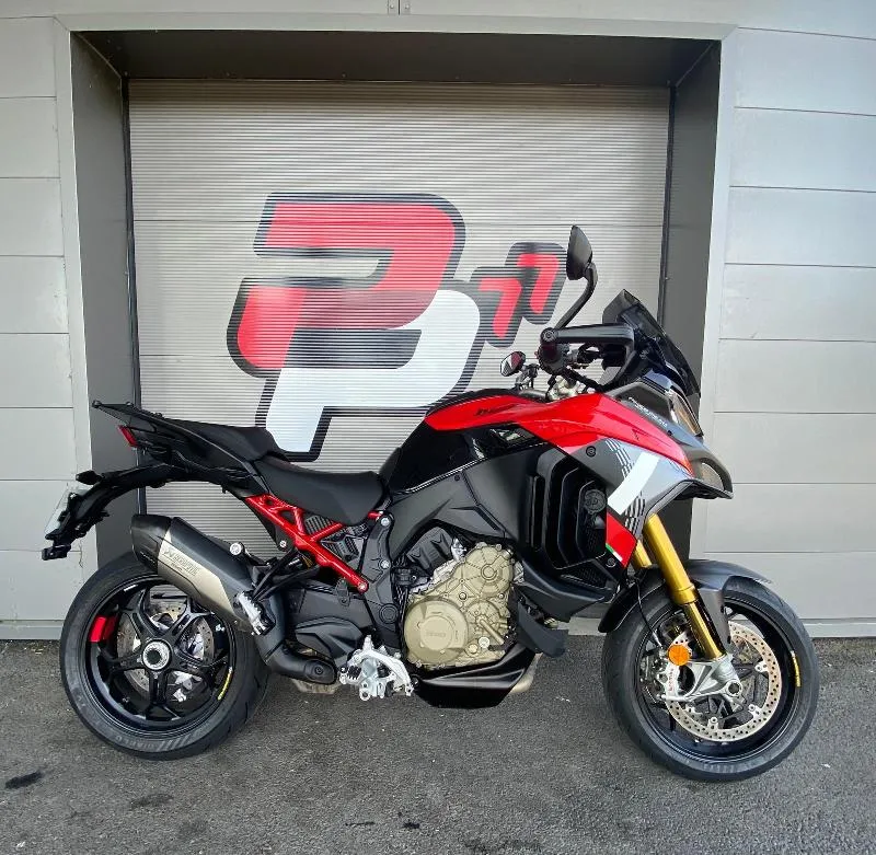 MULTISTRADA V4 PIKES PEAK