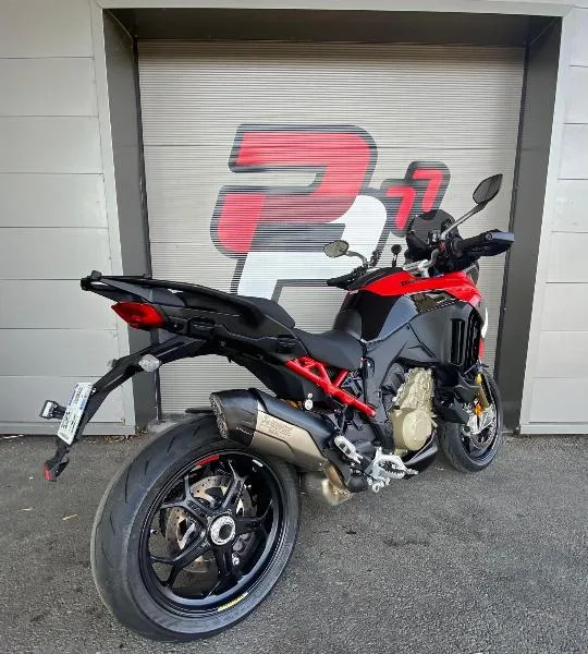 MULTISTRADA V4 PIKES PEAK