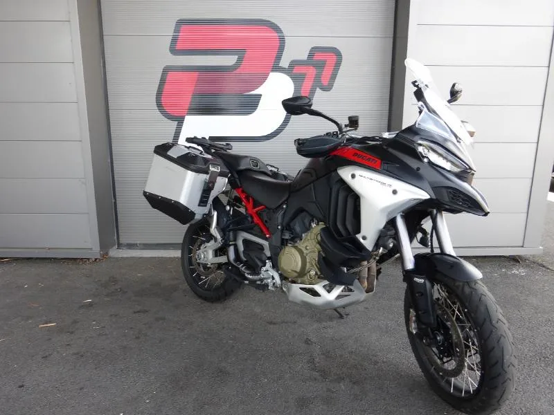 MULTISTRADA V4 RALLY TRAVEL RADAR WHEEL SPOKED