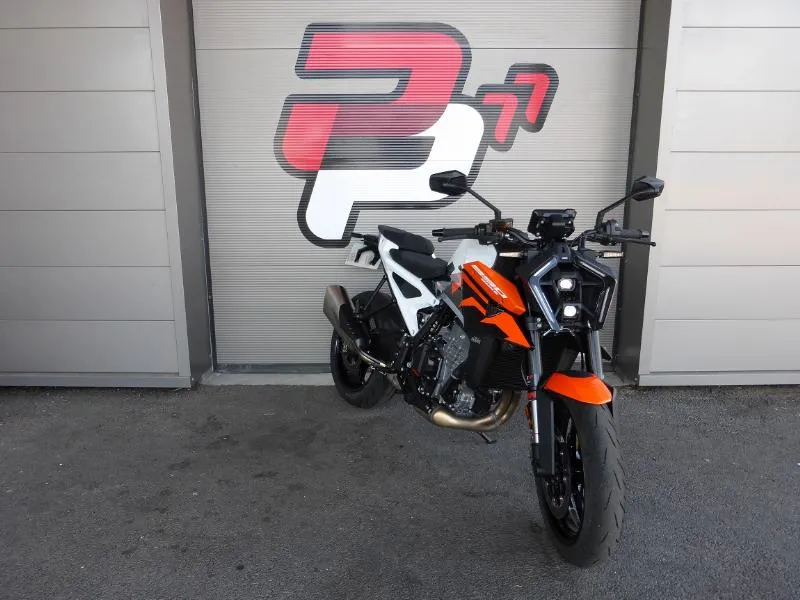 990 DUKE TECHPACK 2026