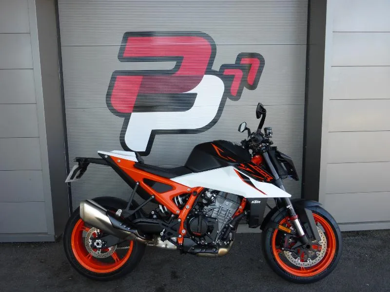 990 DUKE R TECHPACK 2026