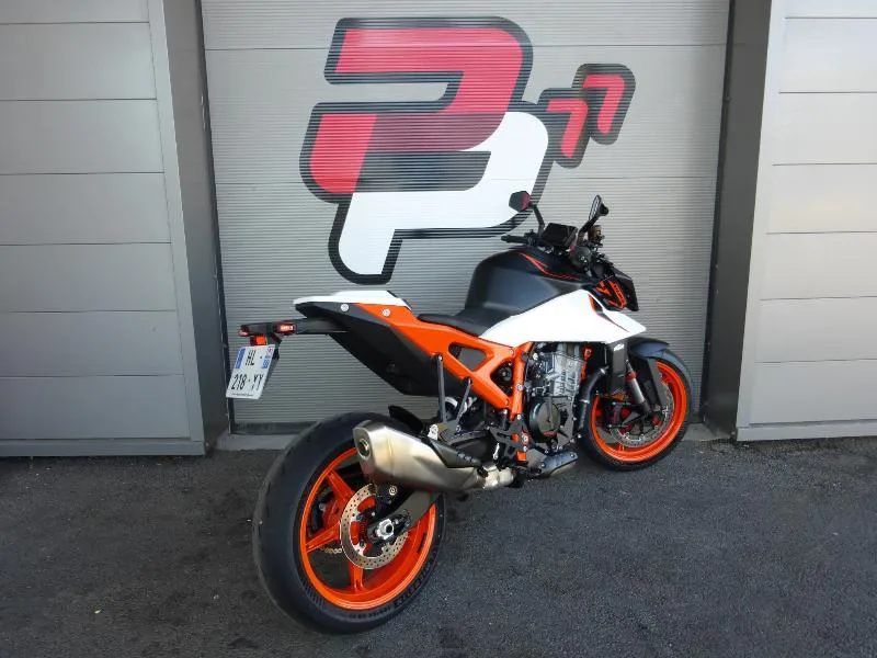 990 DUKE R TECHPACK 2026