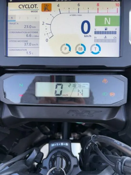 NT1100 DCT
