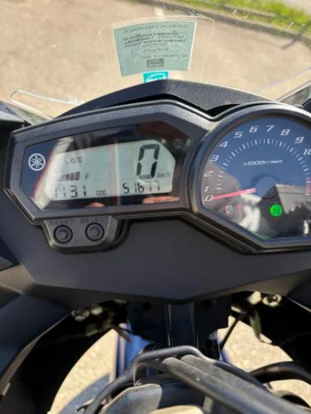 XJ6 600