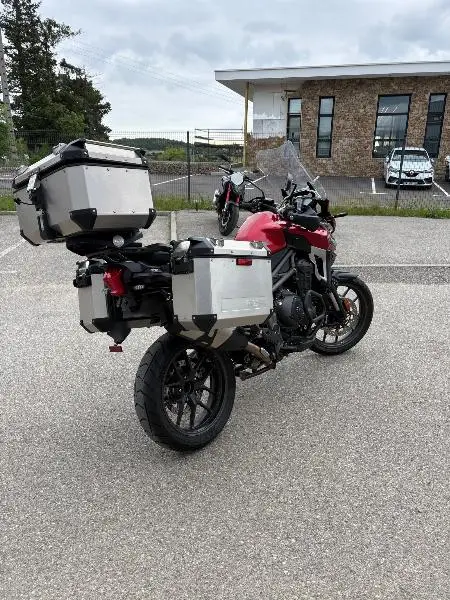 TIGER 1200 EXPLORER XRT