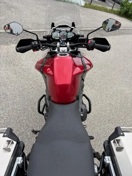 TIGER 1200 EXPLORER XRT