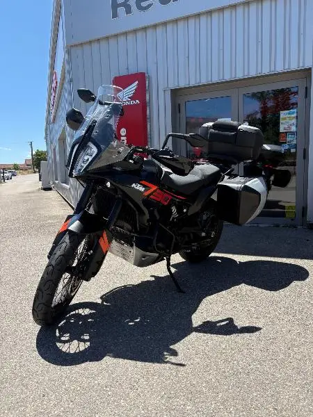 790 ADVENTURE