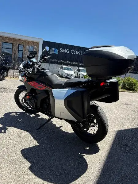 790 ADVENTURE