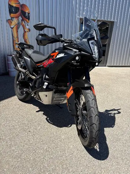 790 ADVENTURE