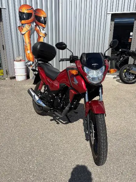 CB 125 F