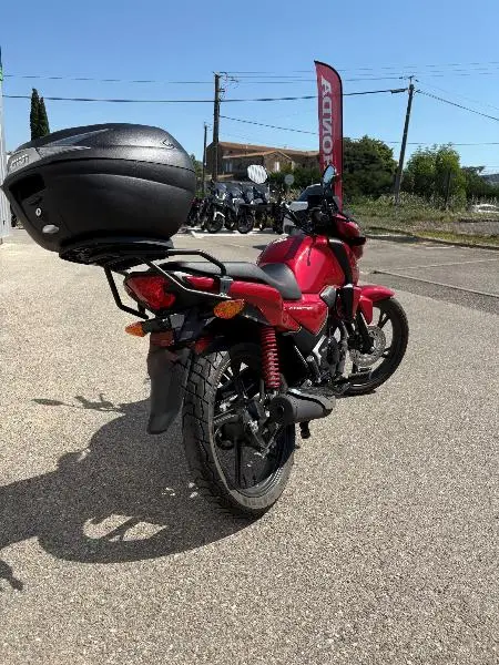 CB 125 F