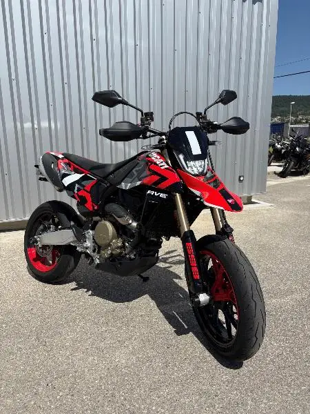 HYPERMOTARD
