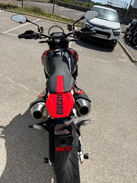 HYPERMOTARD