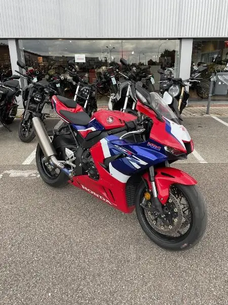 CBR 1000 RR FIREBLADE