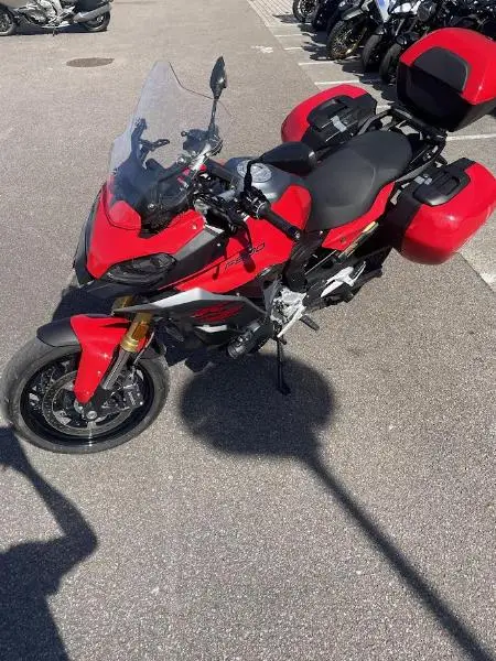 F 900 XR