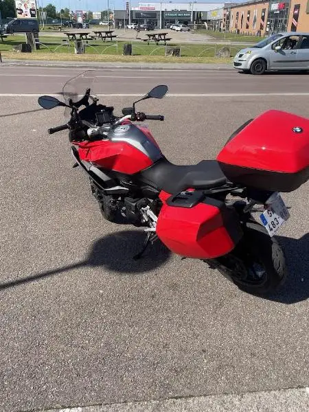 F 900 XR