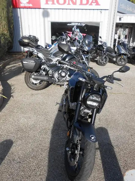 CB 125