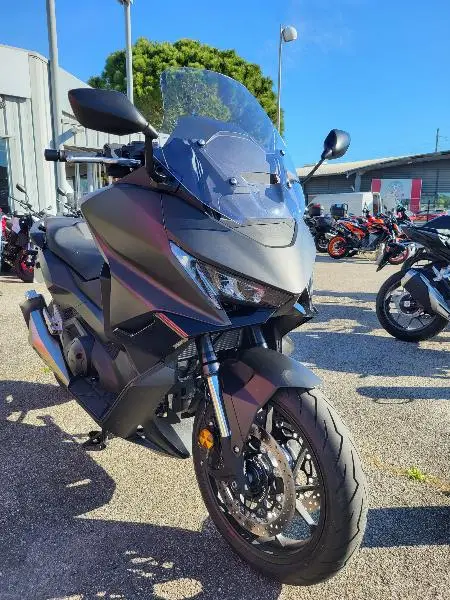 NSS FORZA 750