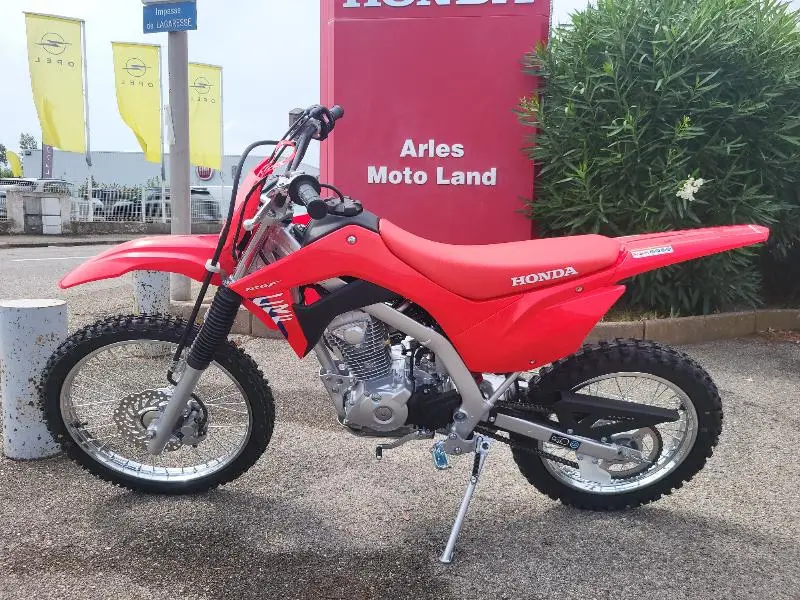 CRF 125 R