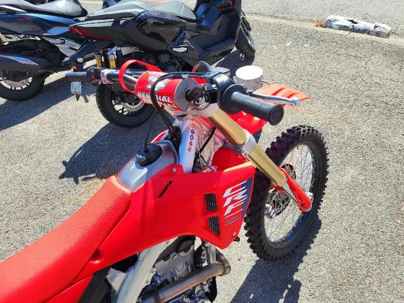 CRF 250 R