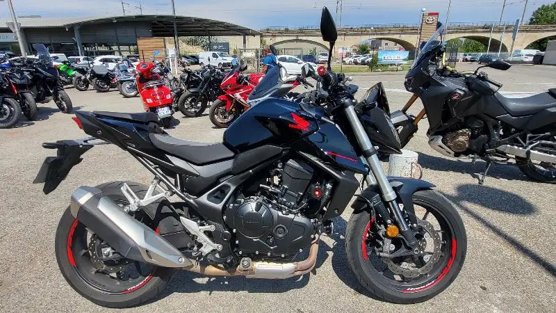 CB 750 HORNET