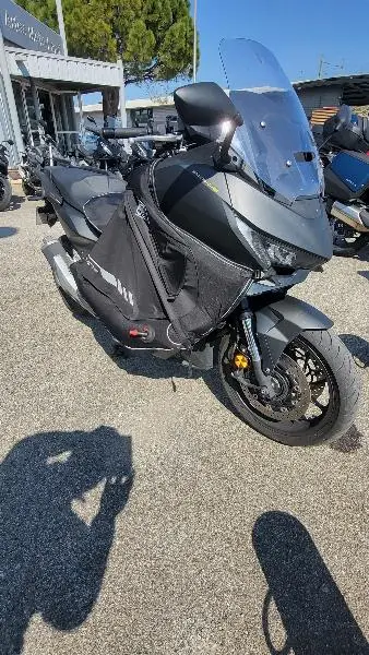 NSS FORZA 750