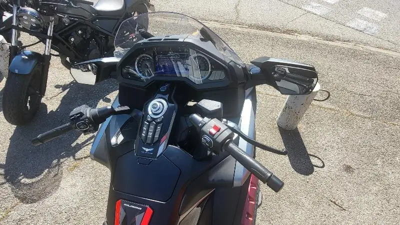 GL 1800 GOLDWING DCT