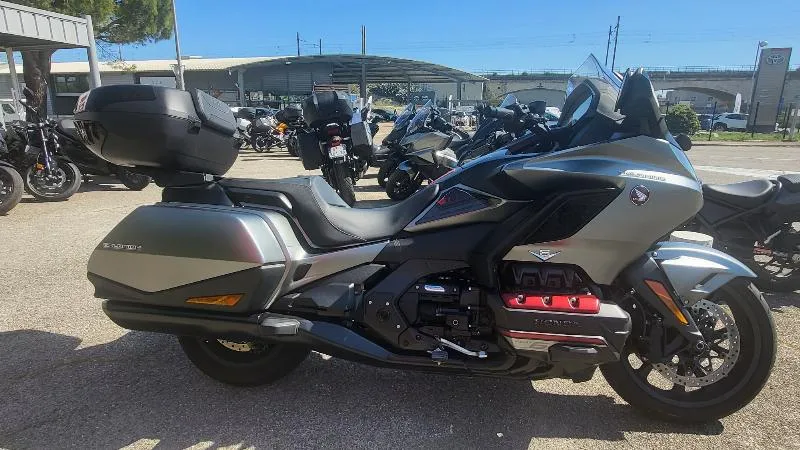 GL 1800 GOLDWING DCT
