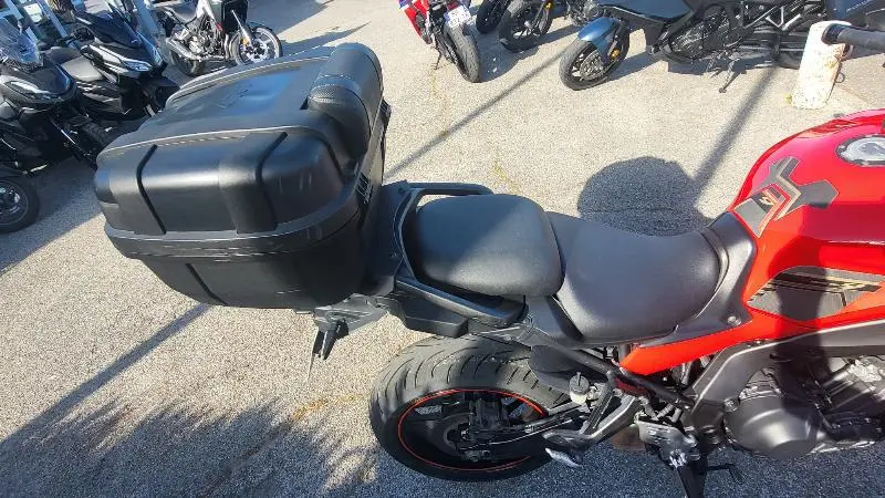 TRACER 900