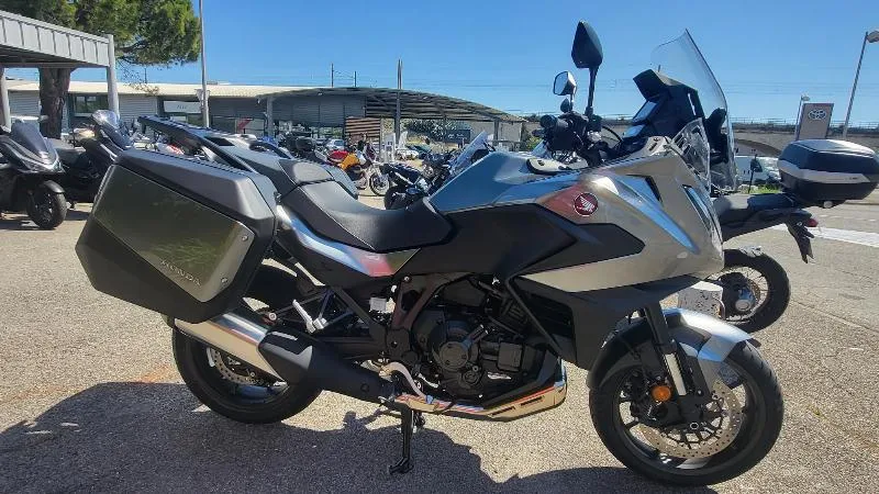 NT 1100 DCT