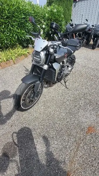 CB 1000 R