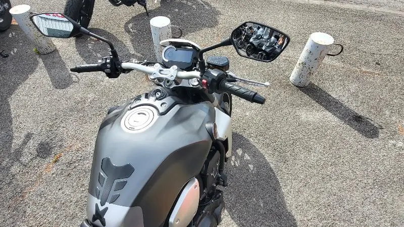 CB 1000 R