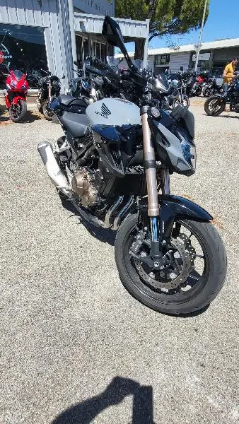 CB 500 F