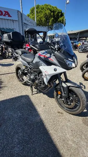 TRACER 900