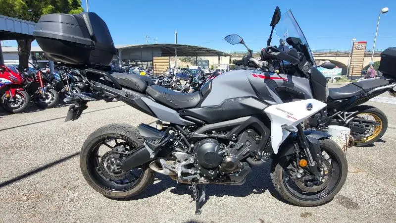 TRACER 900