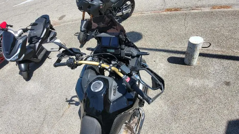 CRF 1100 L AFRICA TWIN  ADVENTURE SPORTS DCT