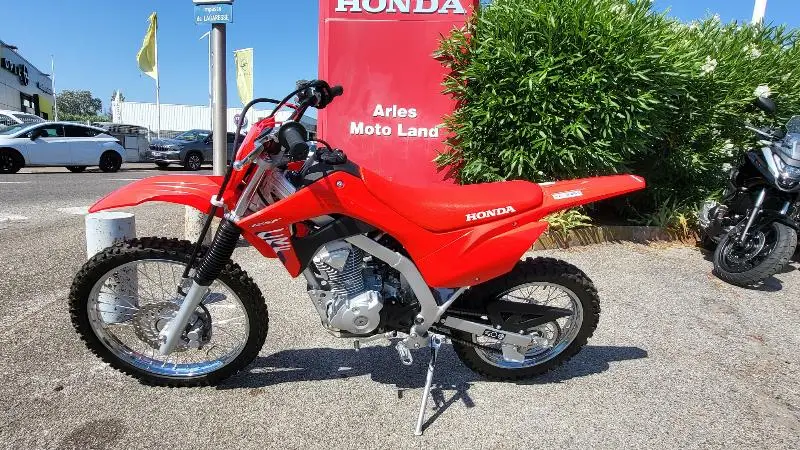CRF 125 R