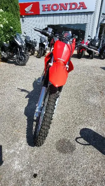 CRF 125 R