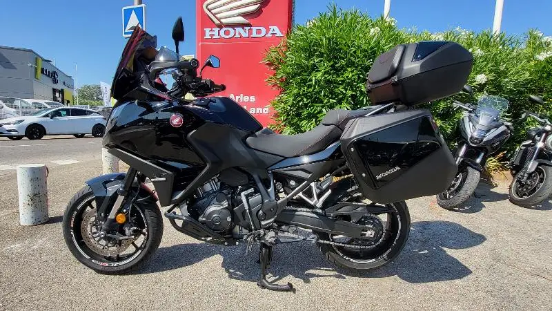 NT 1100